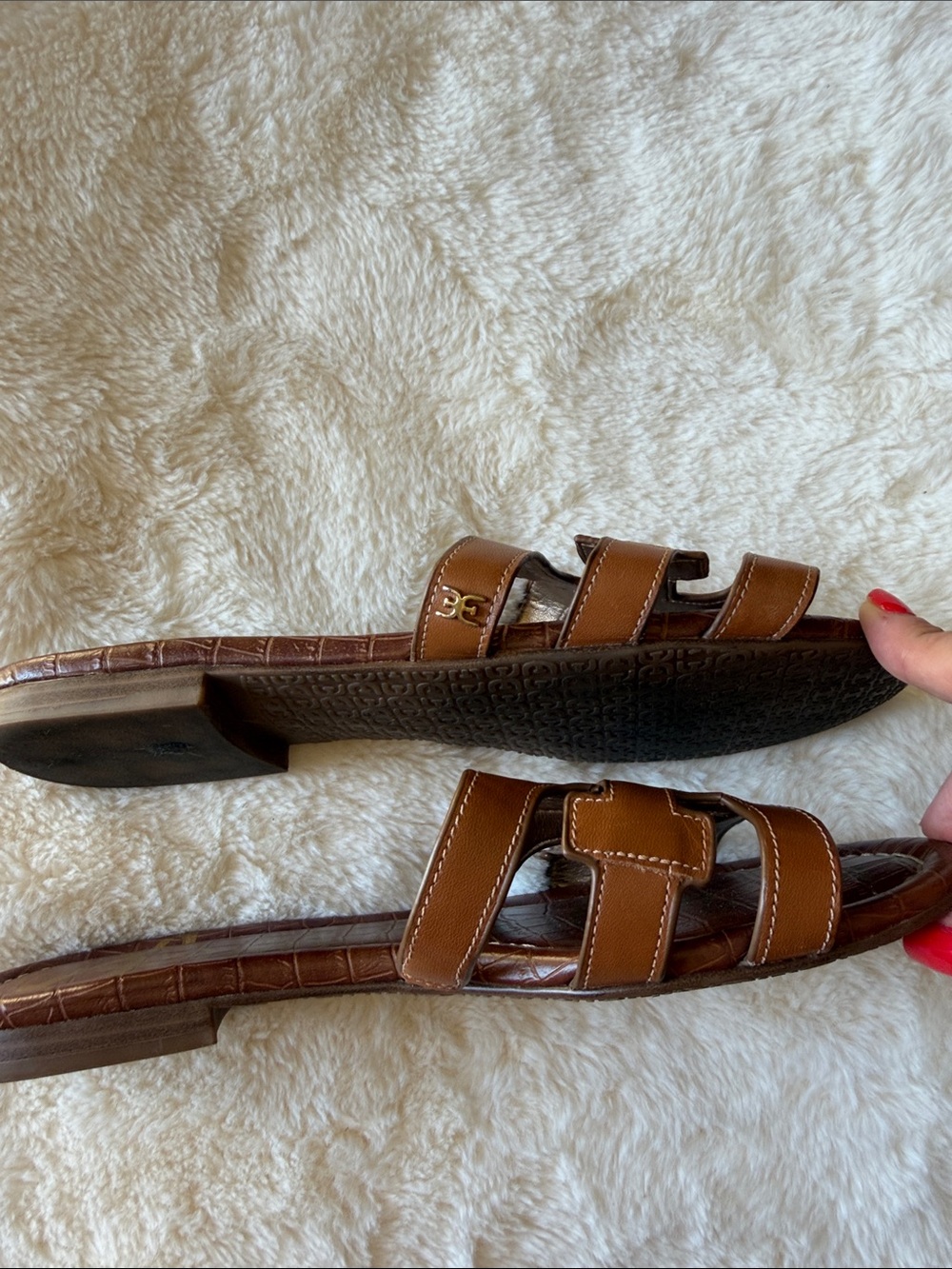 Sam Edelman Cognac Brown Cutout Leather Slide Sandals - Picture 4 of 4